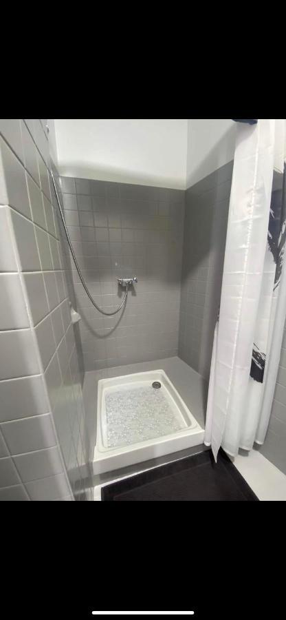 Le 35 Liberte-Spacieux Appartement Avec Balcon Et Local Velos-Centre Commercial Polygone Безье Экстерьер фото